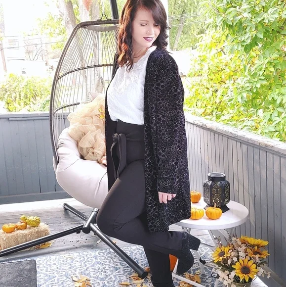 Onyx Nite Vintage Shimmer Cardigan - Picture 1 of 13